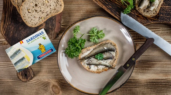 lata-de-sardinas-portada